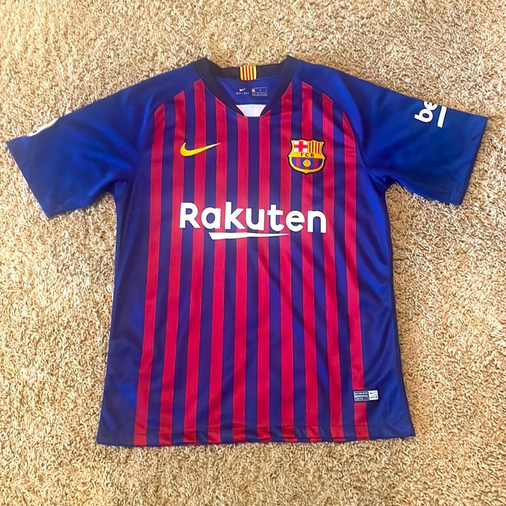 Nike Authentic Shirts | FC Barcelona | Messi #10 | 2018 | Mens Medium | Unworn |
